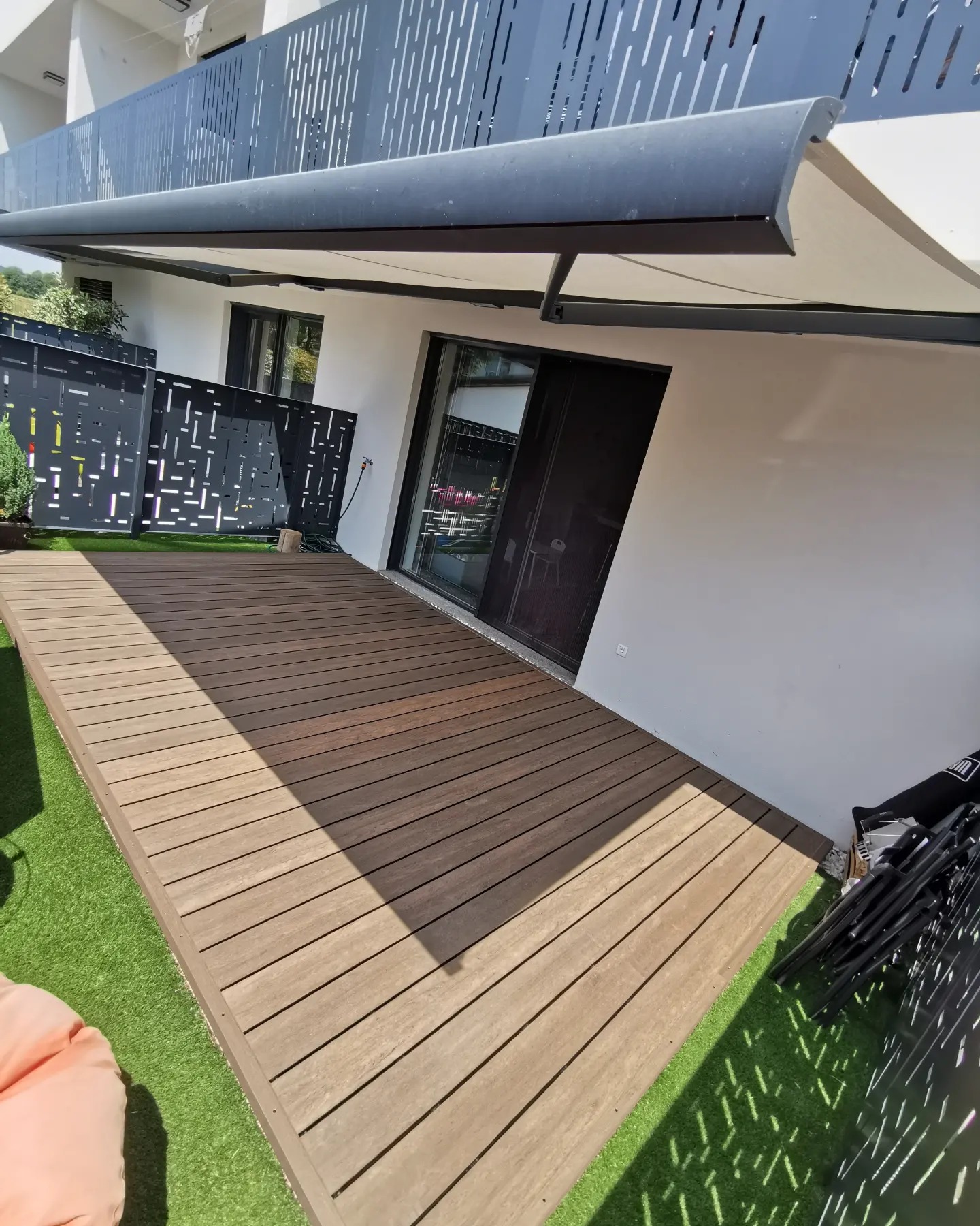 Nova tecnologia WPC 3D composto em relevo Exterior Wpc Decking para piso externo